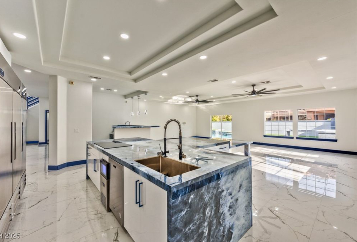 Cabinet refacing in Calabasas